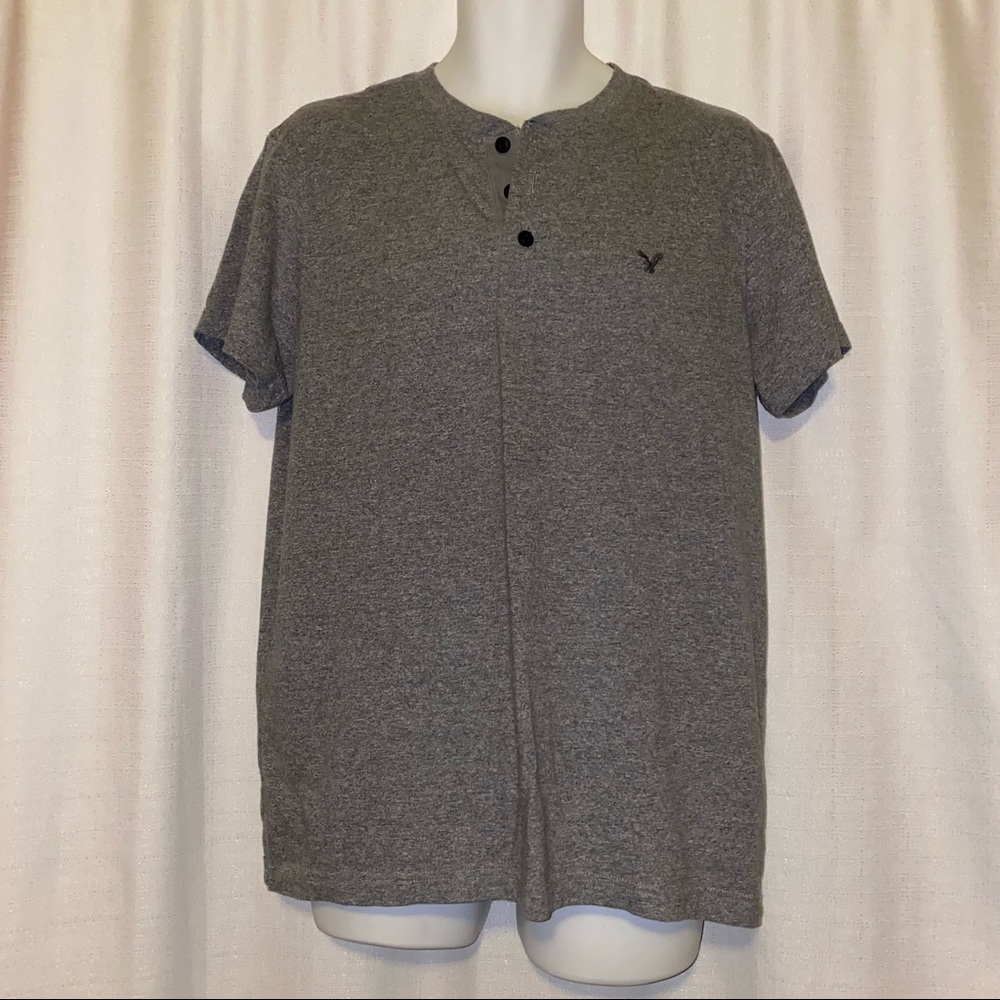 Men’s American Eagle outfitters Gray Henley T-shirt large